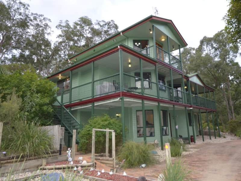 Housesitting assignment in Withcott, Queensland, Australia