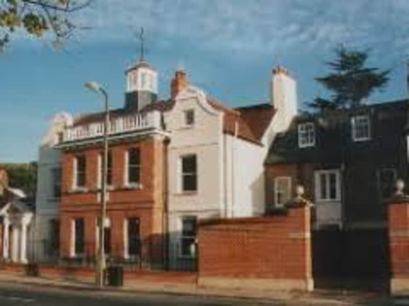 Housesitting assignment in Middlesex, United Kingdom