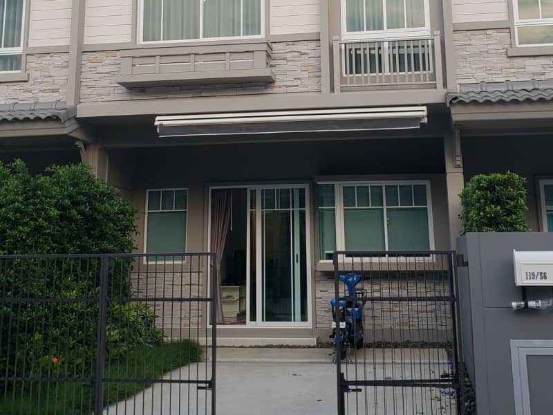 Housesitting assignment in Samut Prakan, Thailand
