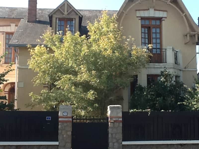 Housesitting assignment in Thouars, France