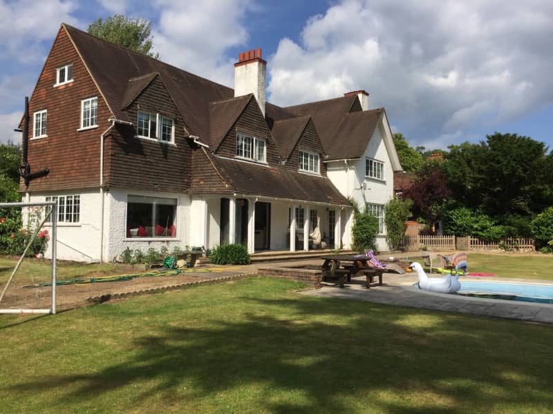Housesitting assignment in Merstham, United Kingdom