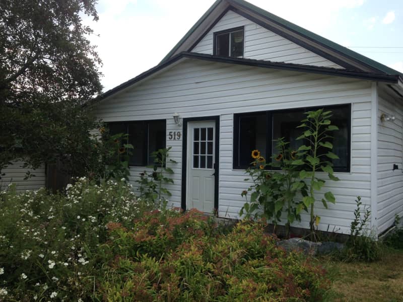 Housesitting assignment in Golden, British Columbia, Canada
