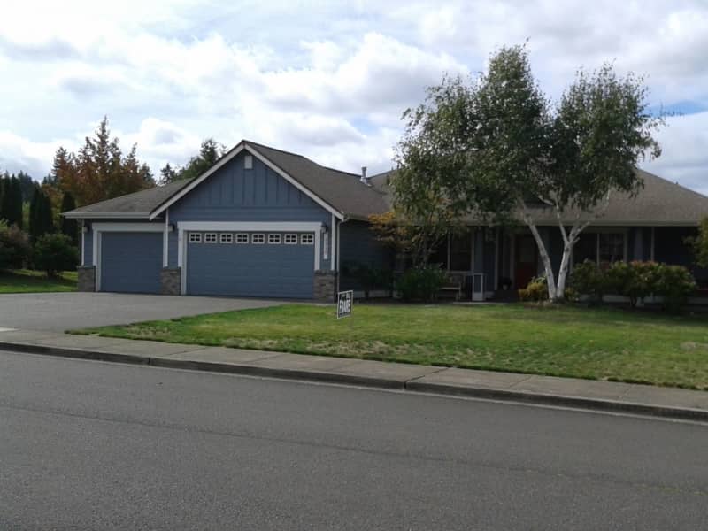 Housesitting assignment in Lacey, Washington, United States