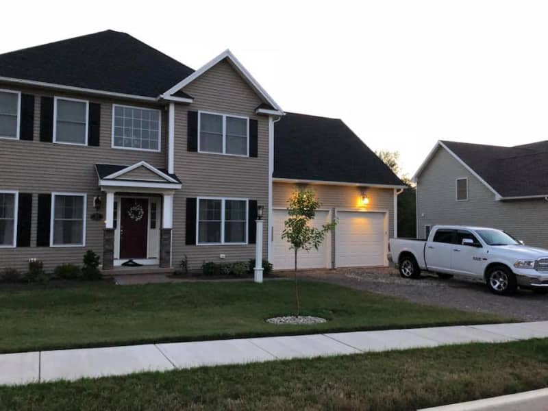 Housesitting assignment in Middletown, Connecticut, United States