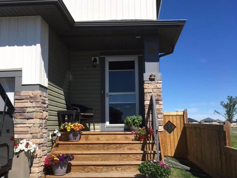 Housesitting assignment in Spruce Grove, Alberta, Canada
