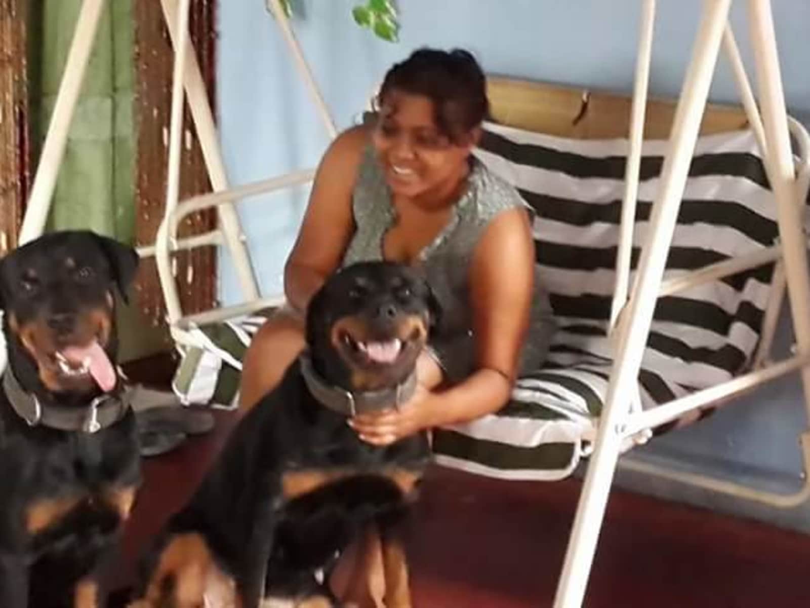 Rishma from Port-of-Spain, Trinidad and Tobago