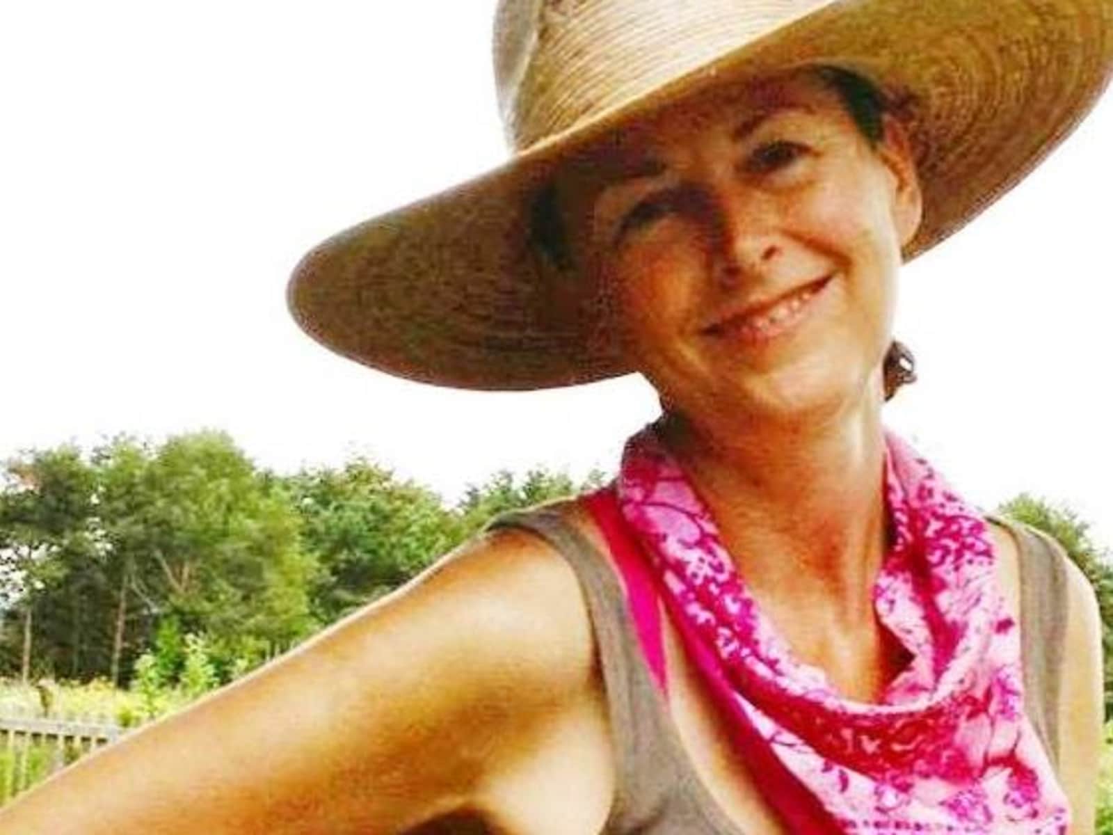 Pamela from Baldwin City, Kansas, United States