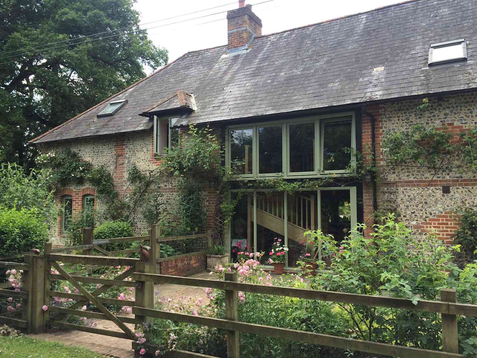 Housesitting assignment in Bishops Waltham, United Kingdom