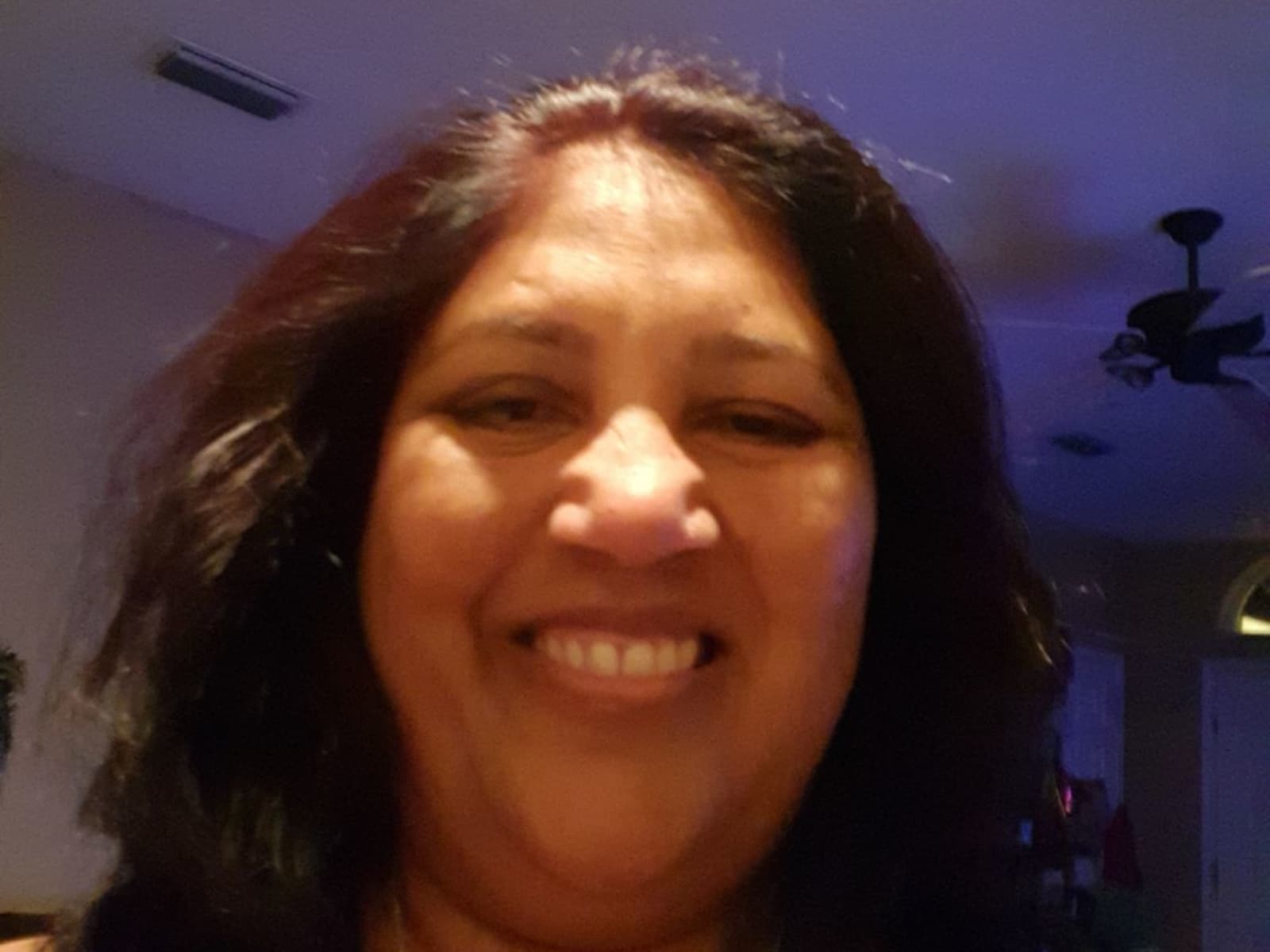Hina from Coventry, United Kingdom