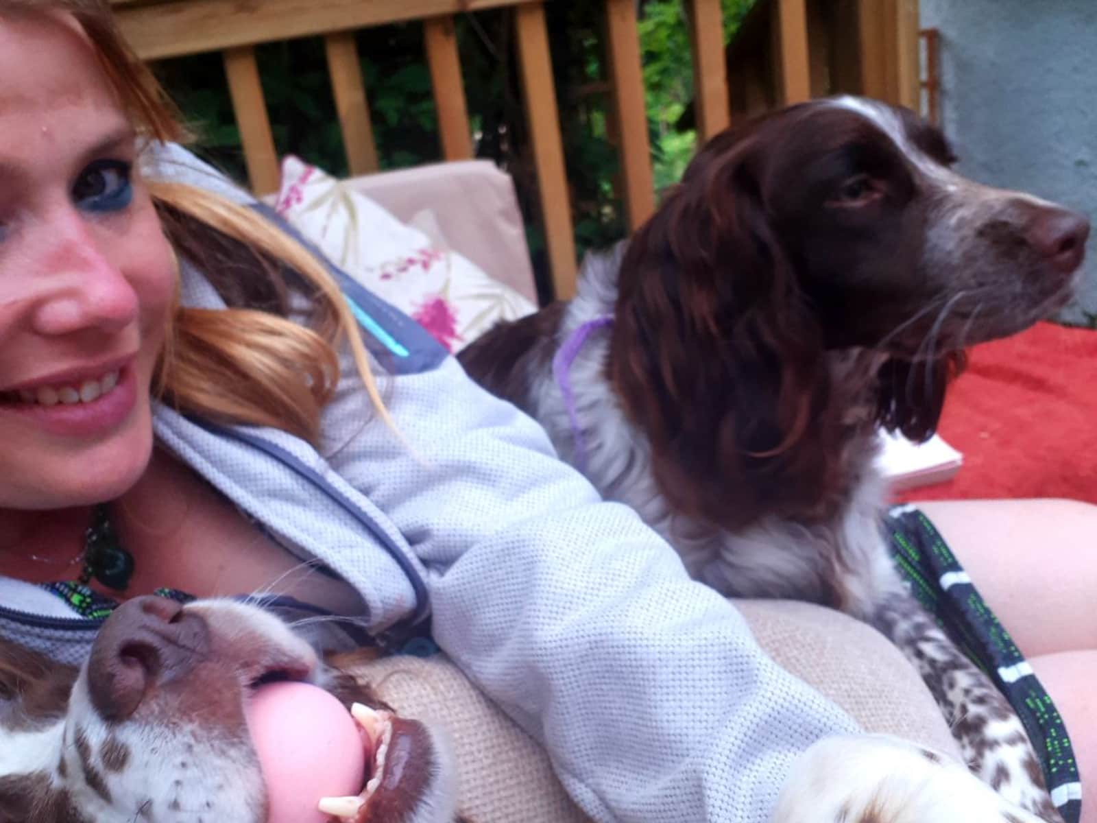 Zoe from Rugby, United Kingdom