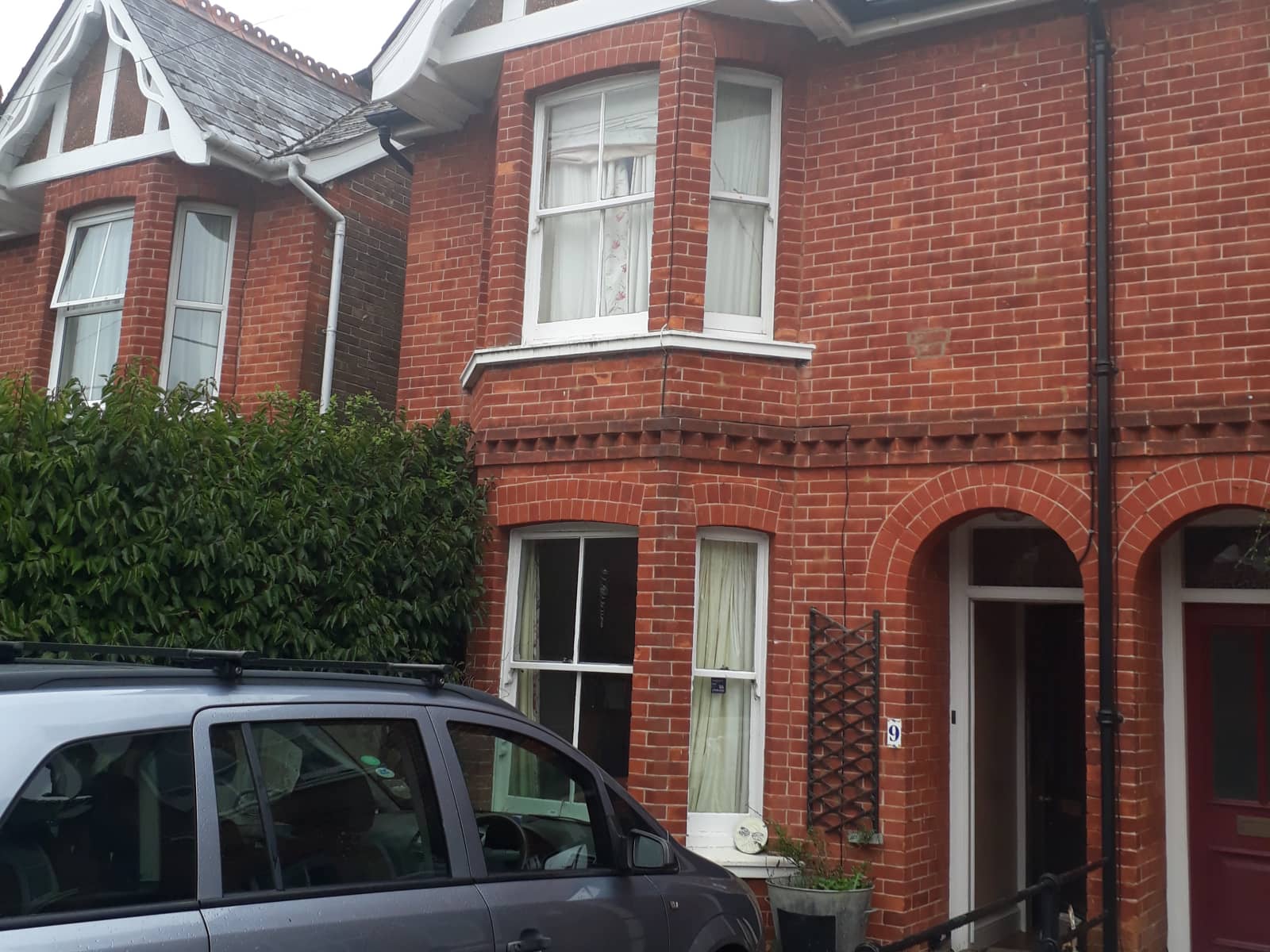 Housesitting assignment in Uckfield, United Kingdom