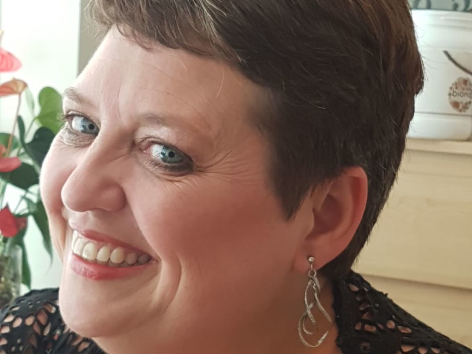 Lisa from Horsham, United Kingdom