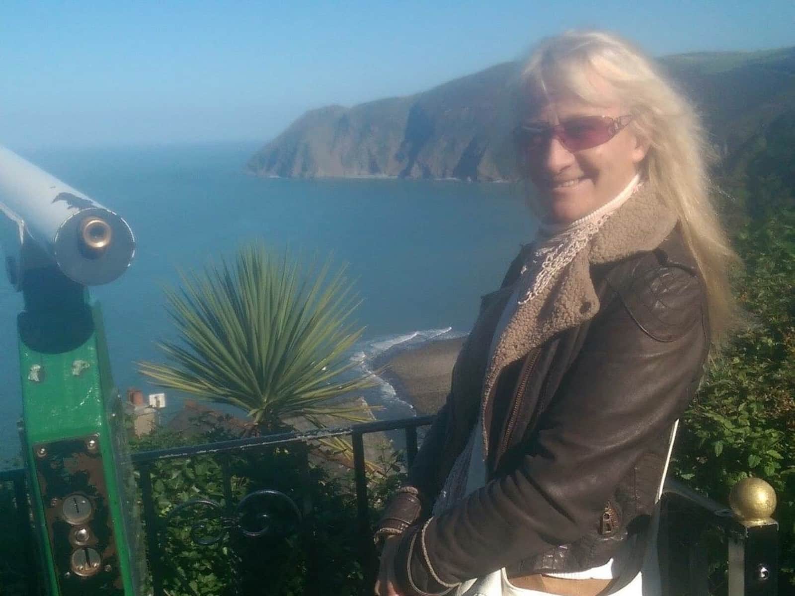 Juliet from Penarth, United Kingdom