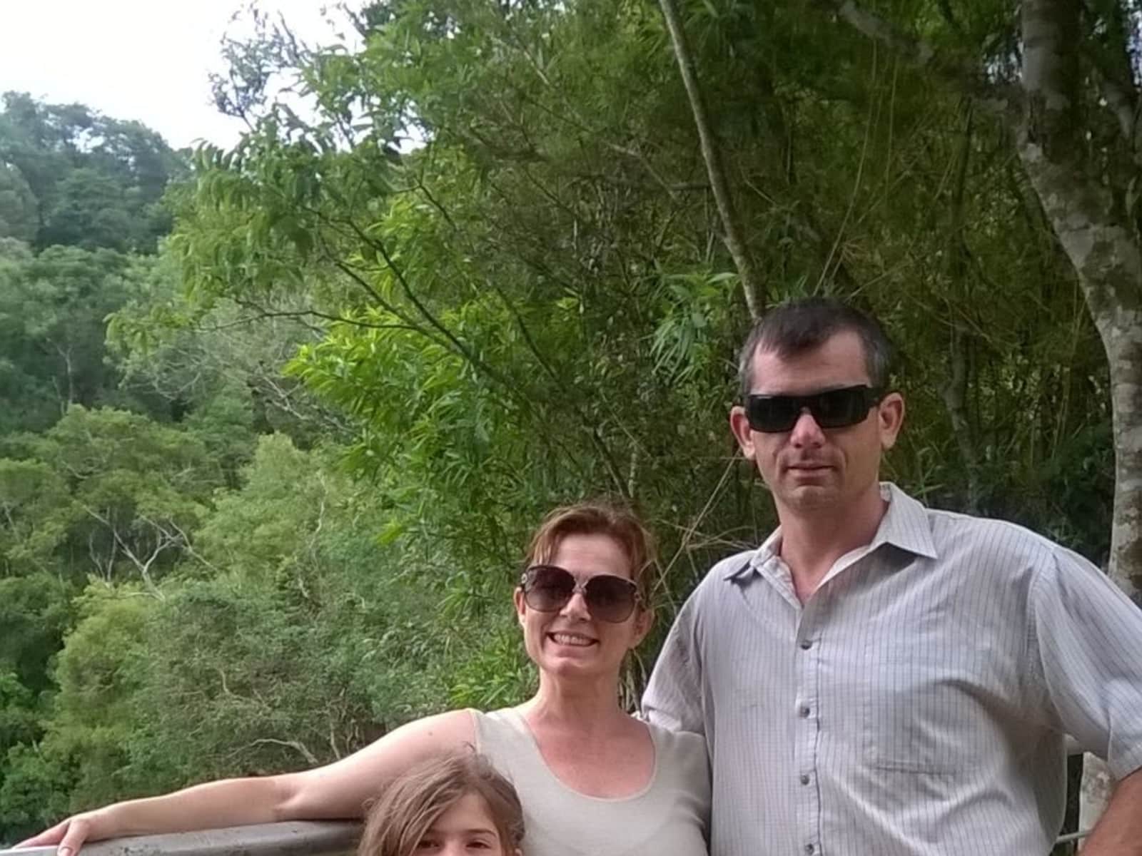 Melina & Mario enrique from Esperanza, Argentina