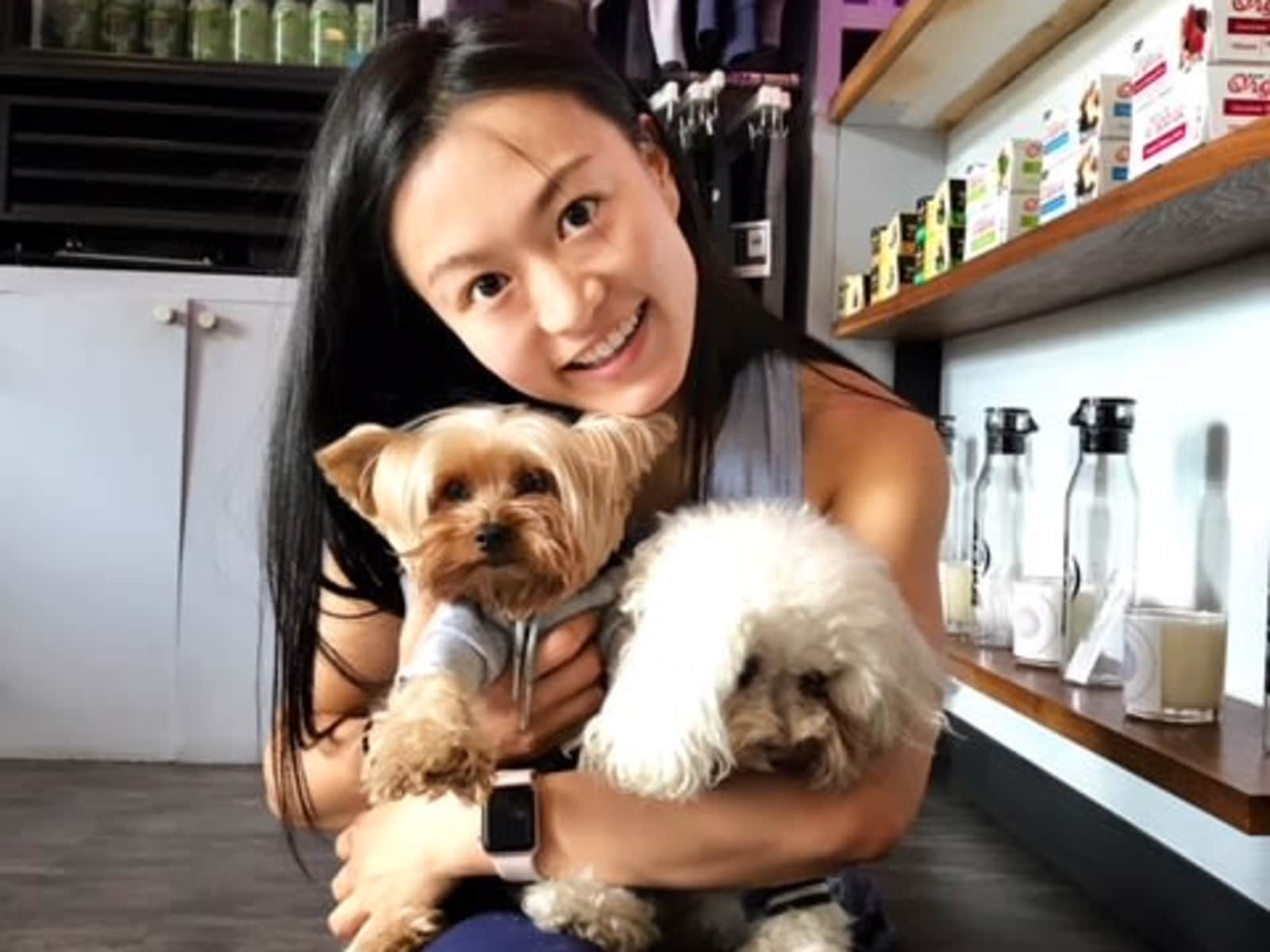 Lingyuxiu & Chen from New York City, New York, United States
