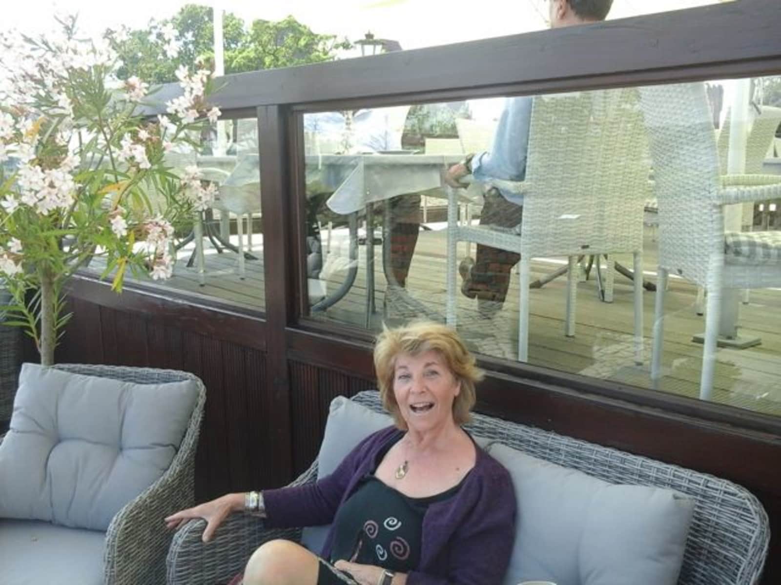 Elisabeth from Tournai, Belgium