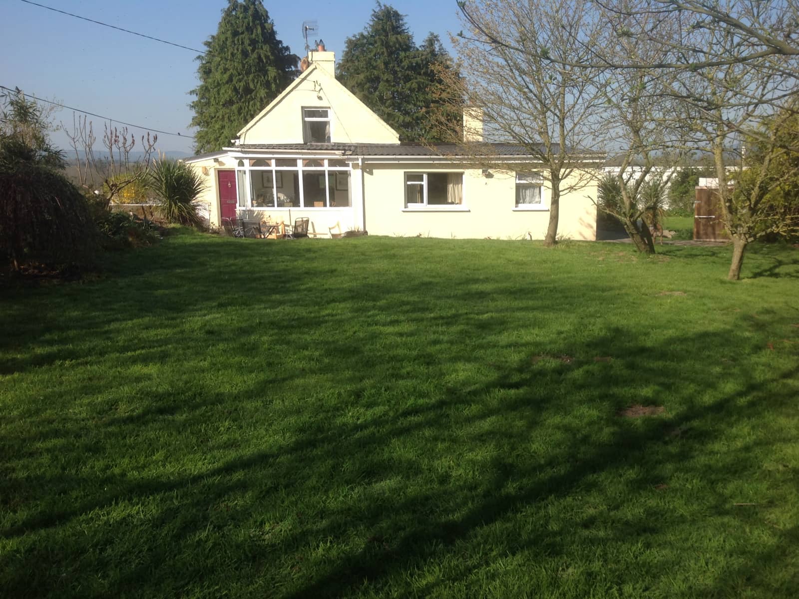 Housesitting assignment in Cahir, Ireland