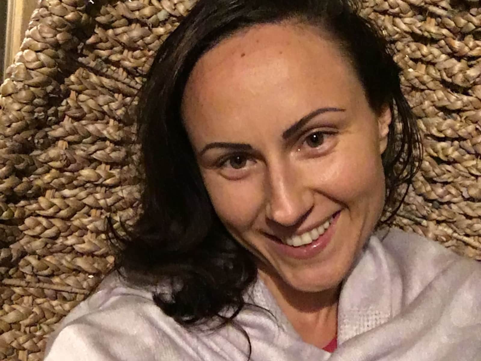Julia from Los Angeles, California, United States