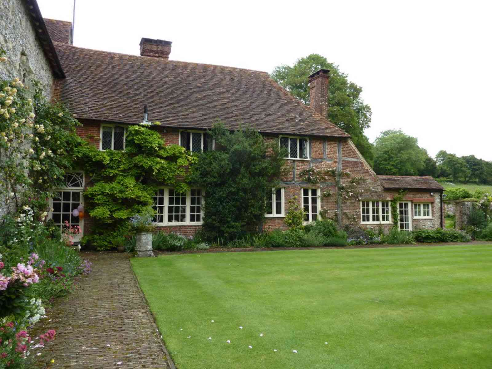 Housesitting assignment in Petersfield, United Kingdom