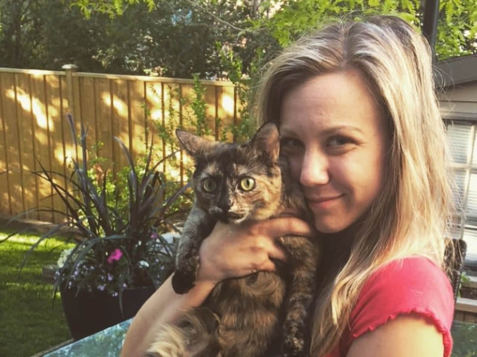 Amanda from Burlington Beach, Ontario, Canada