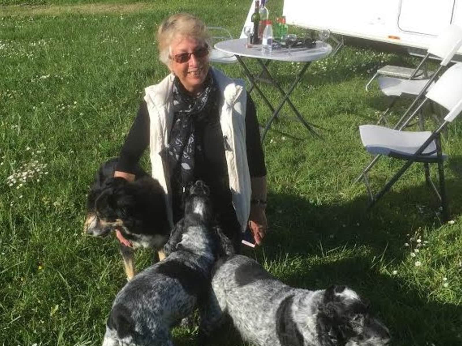 Bev from Auckland, New Zealand