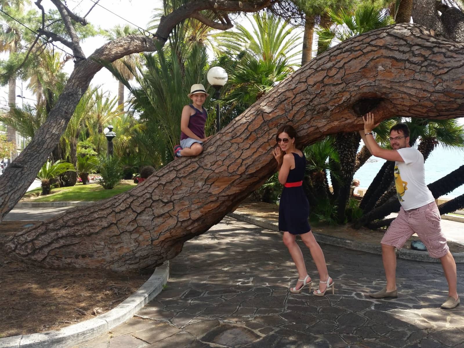 Laura & Mantas from Vence, France