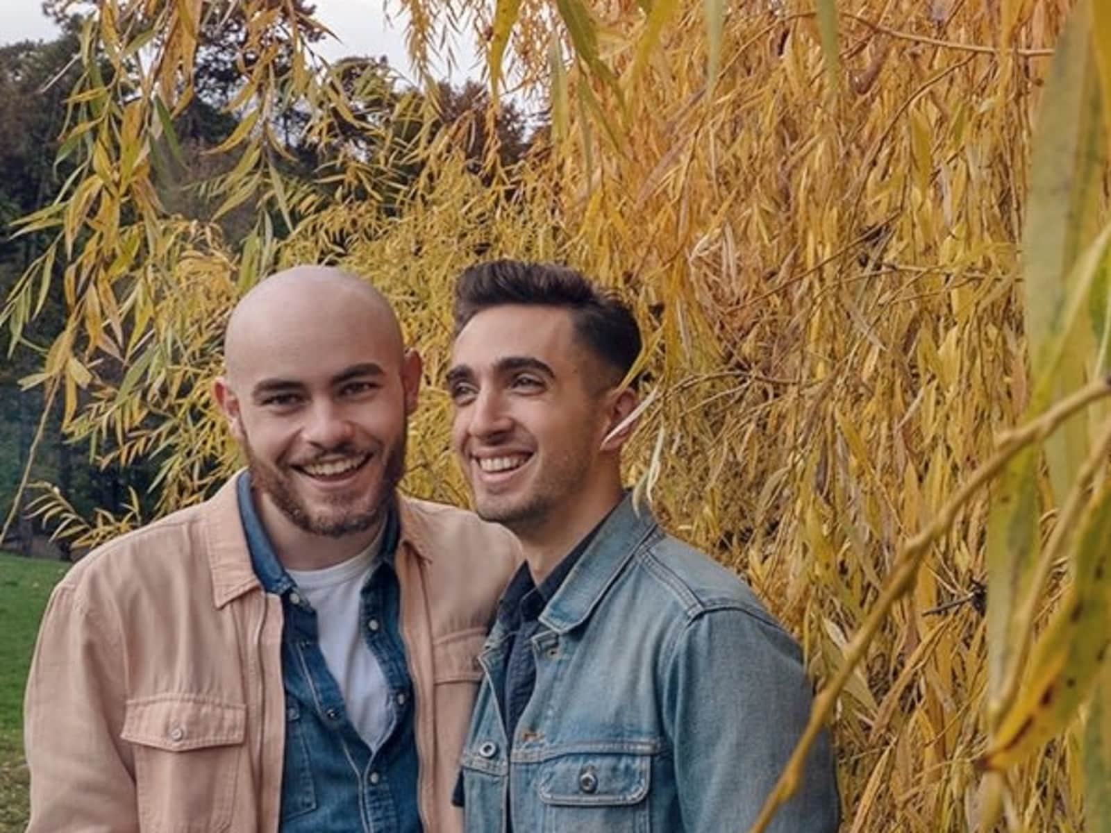 Damian & David from Paris, France