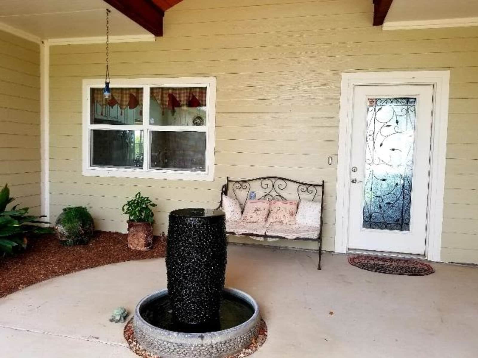 Housesitting assignment in Kingsland, Texas, United States