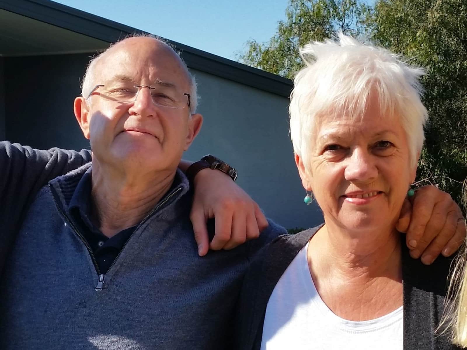 Ros & Peter from Albury, New South Wales, Australia