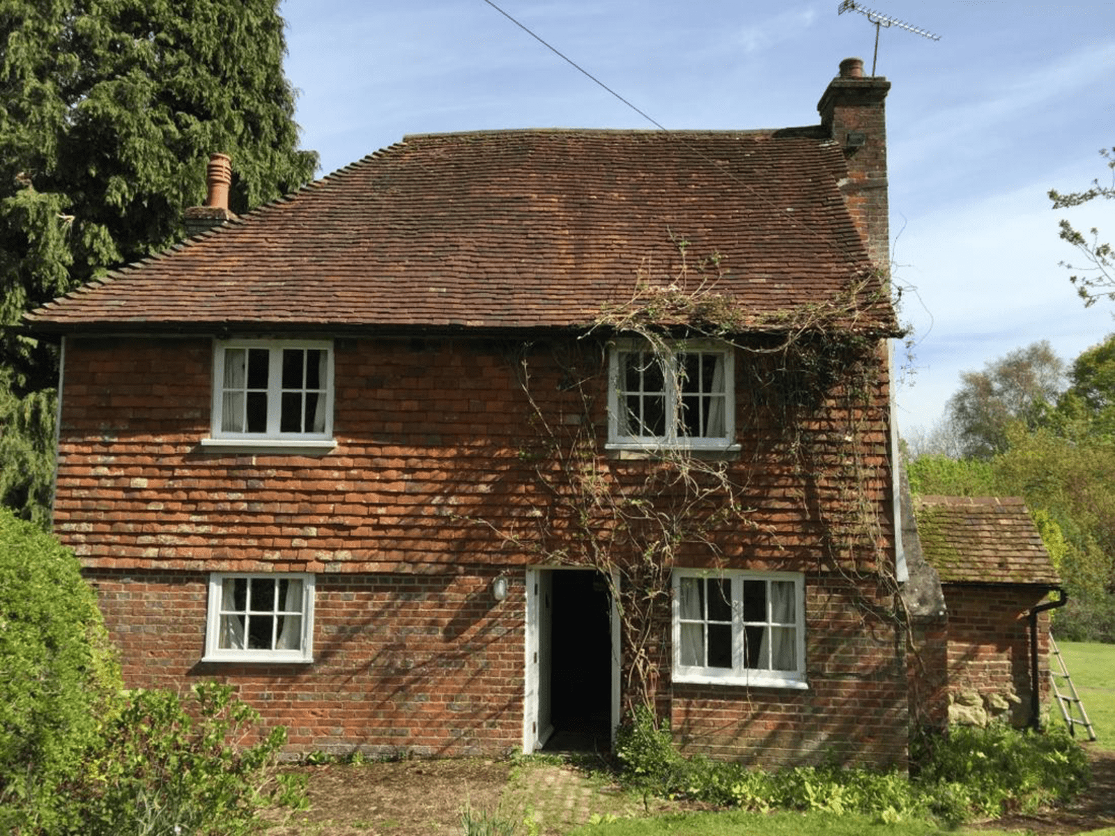 Housesitting assignment in Hawkhurst, United Kingdom