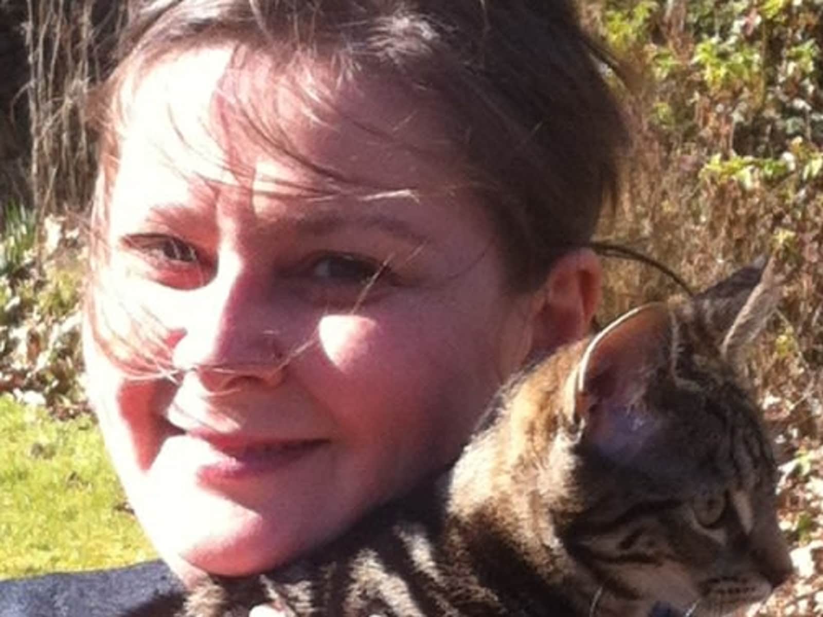 Sue from Stratford-upon-Avon, United Kingdom