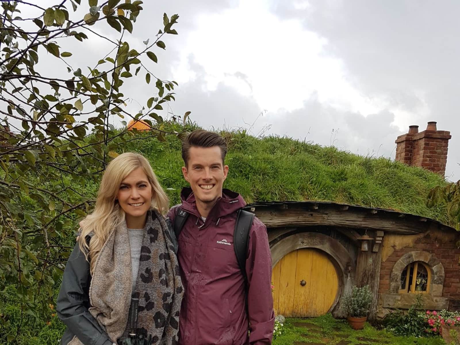 James and hanna & Johanna from Newcastle upon Tyne, United Kingdom