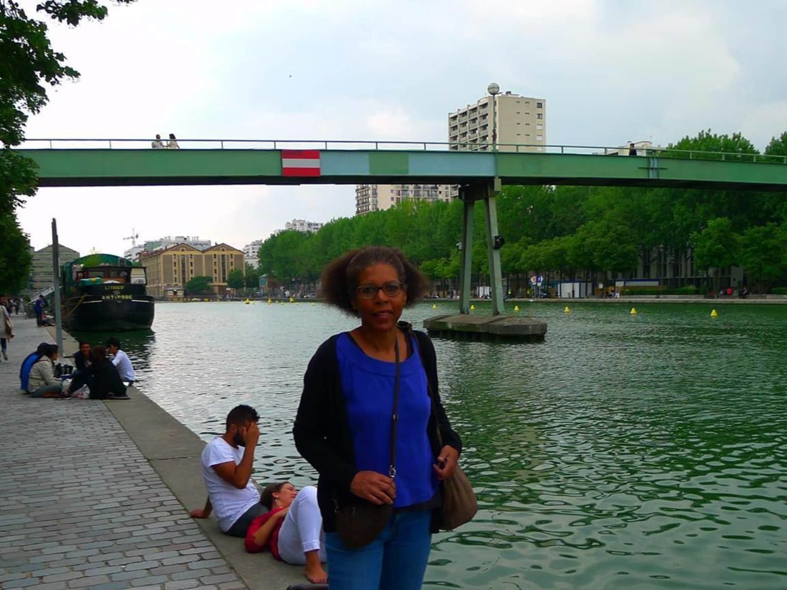 Janet from Paris, France