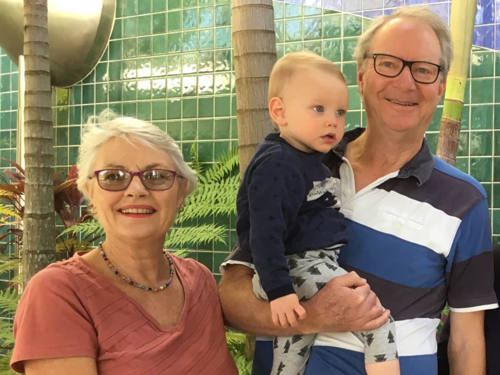 Philip & Glenda from Noosaville, Queensland, Australia
