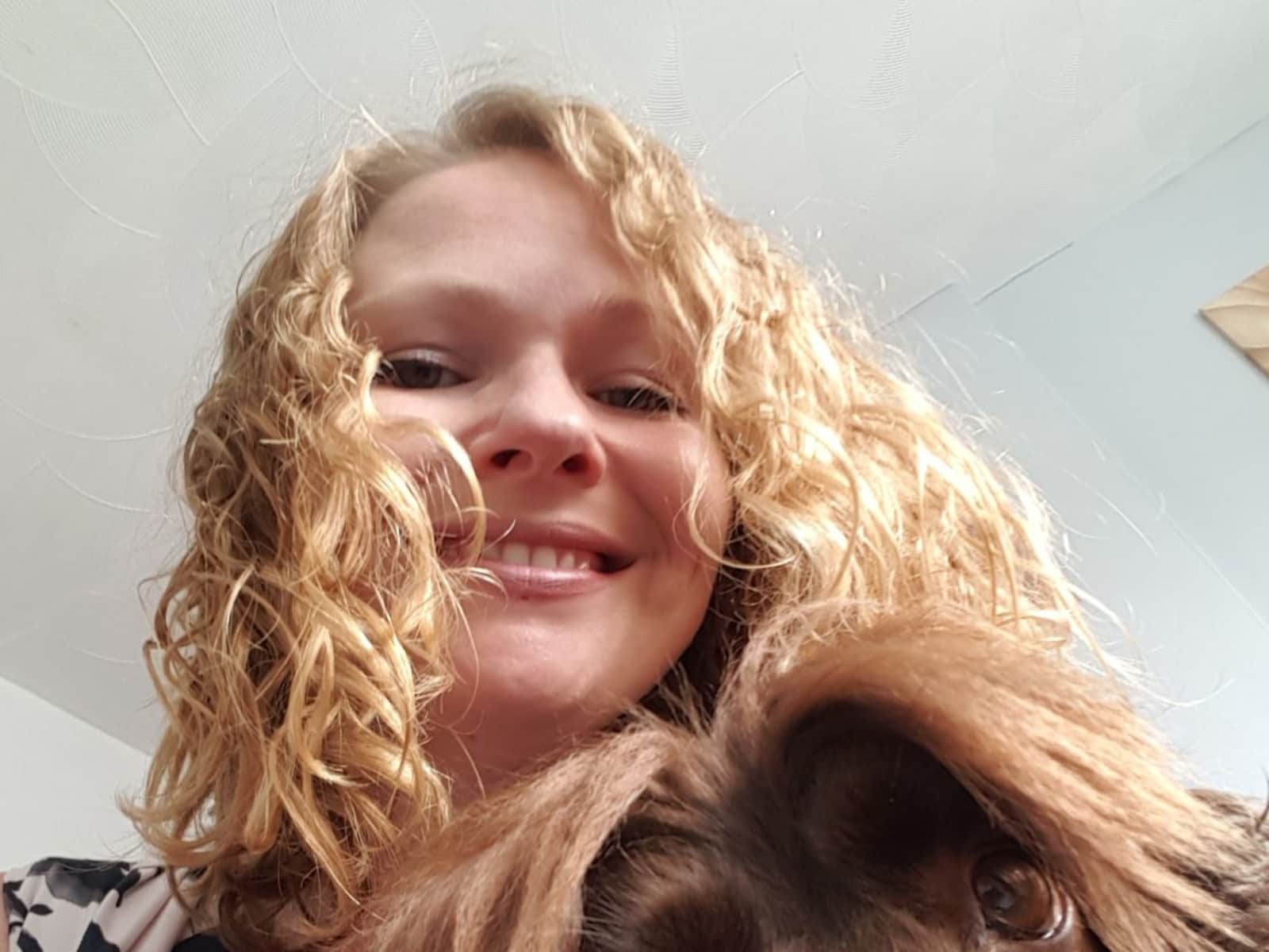 Ellie from London, United Kingdom