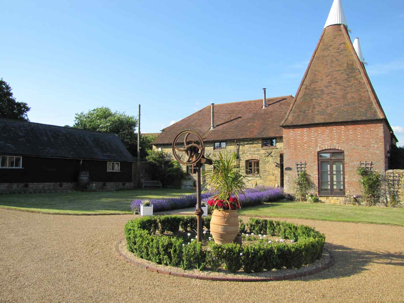 Housesitting assignment in Bodiam, United Kingdom