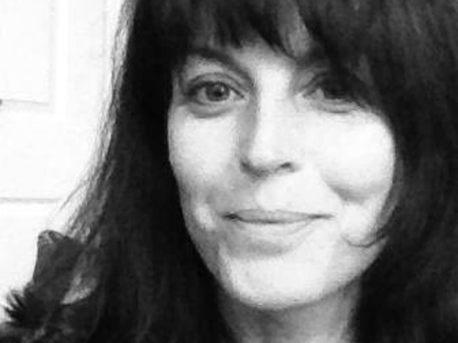 Helen from London, United Kingdom