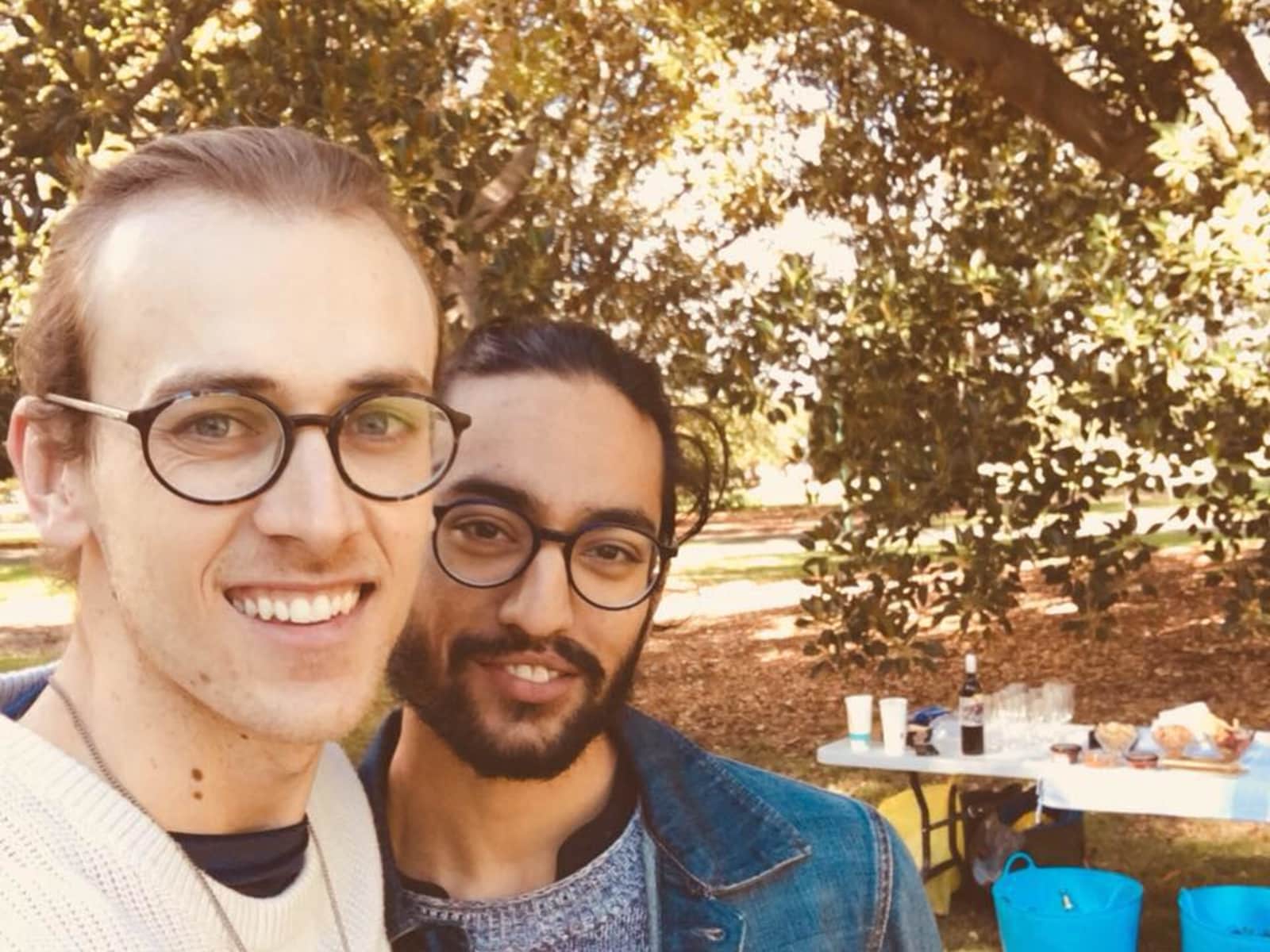 Sunny & Jesse from Stoke Newington, United Kingdom