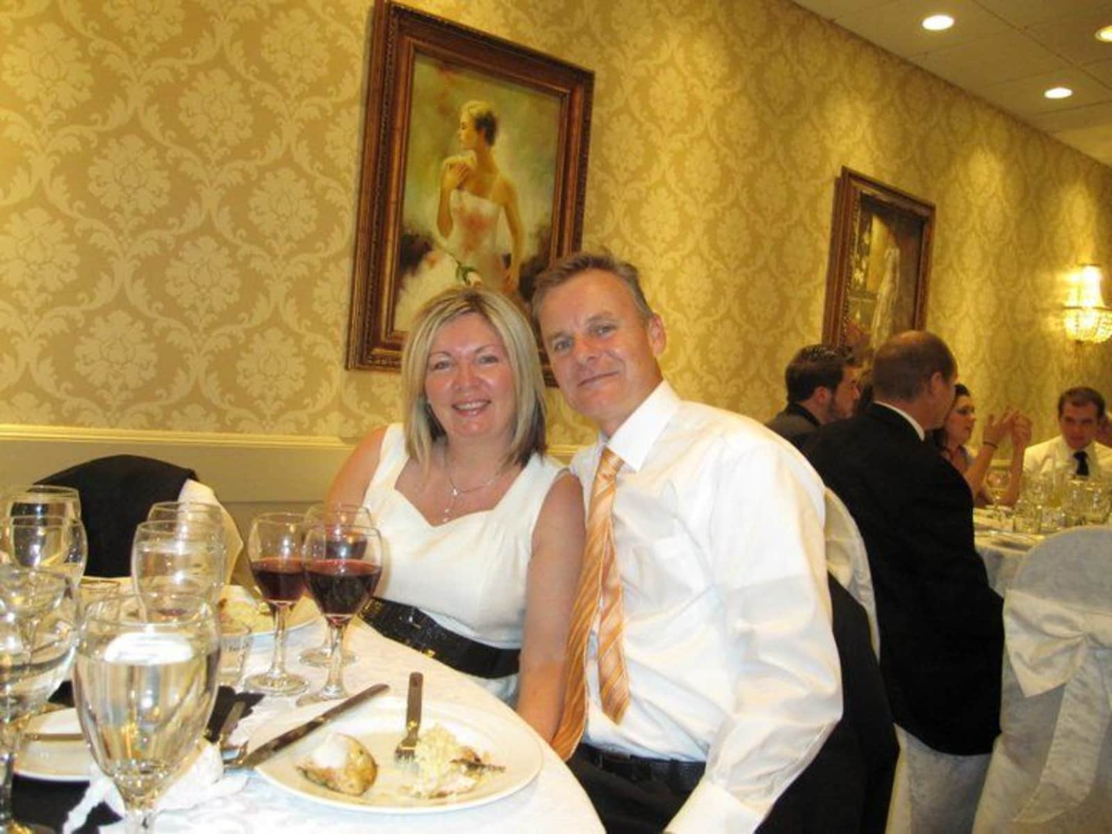 Linda & Mark from Windsor, Ontario, Canada