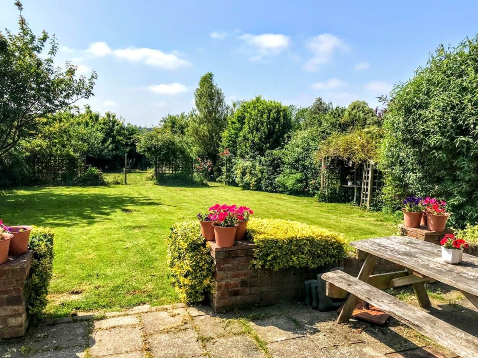 Housesitting assignment in Ticehurst, United Kingdom