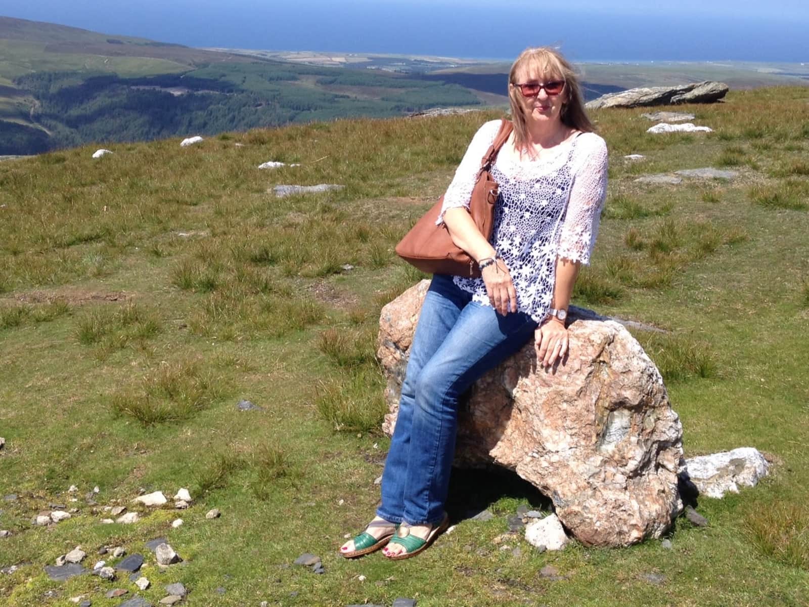 Louise from Salford, United Kingdom