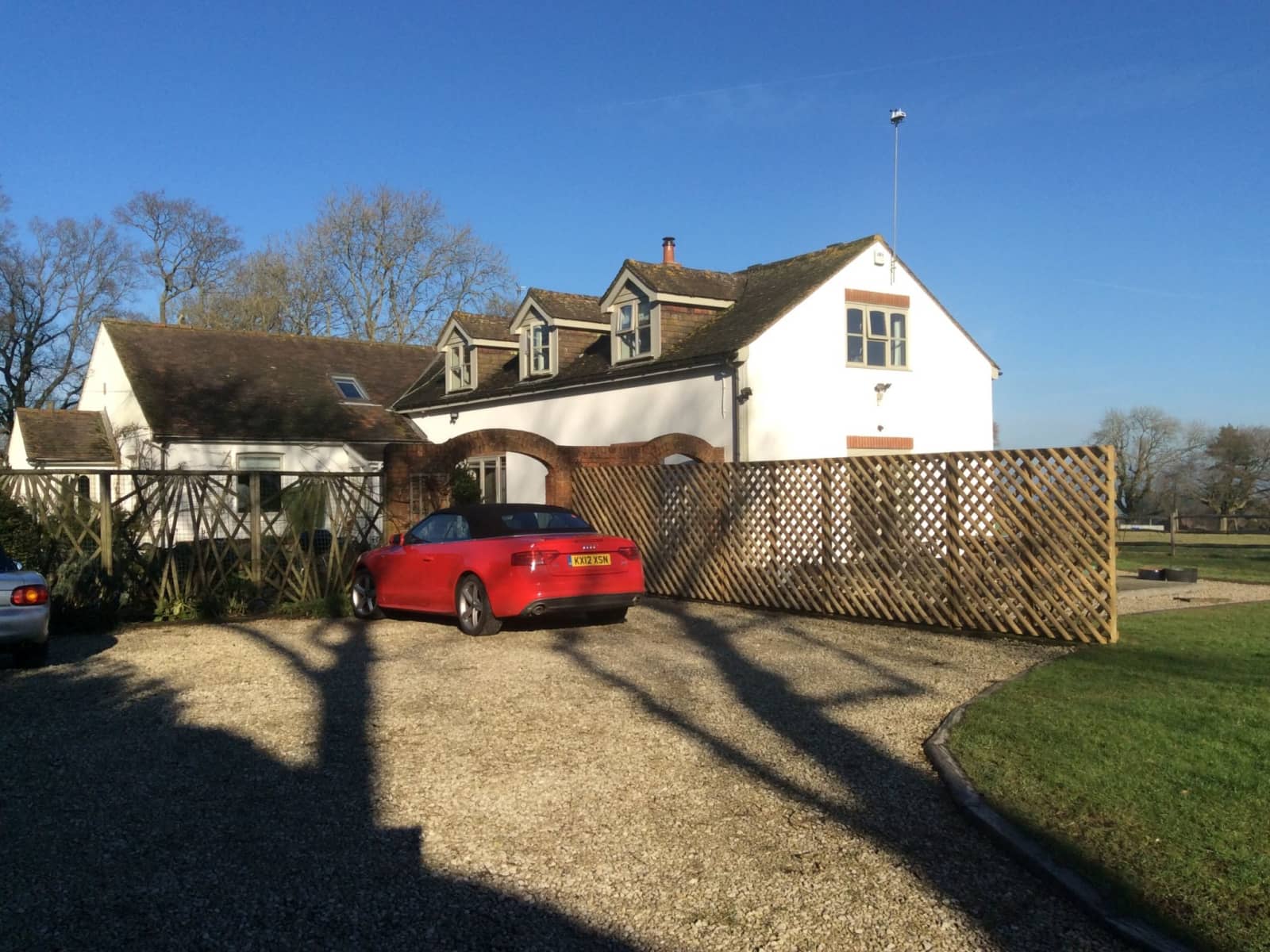 Housesitting assignment in Four Marks, United Kingdom