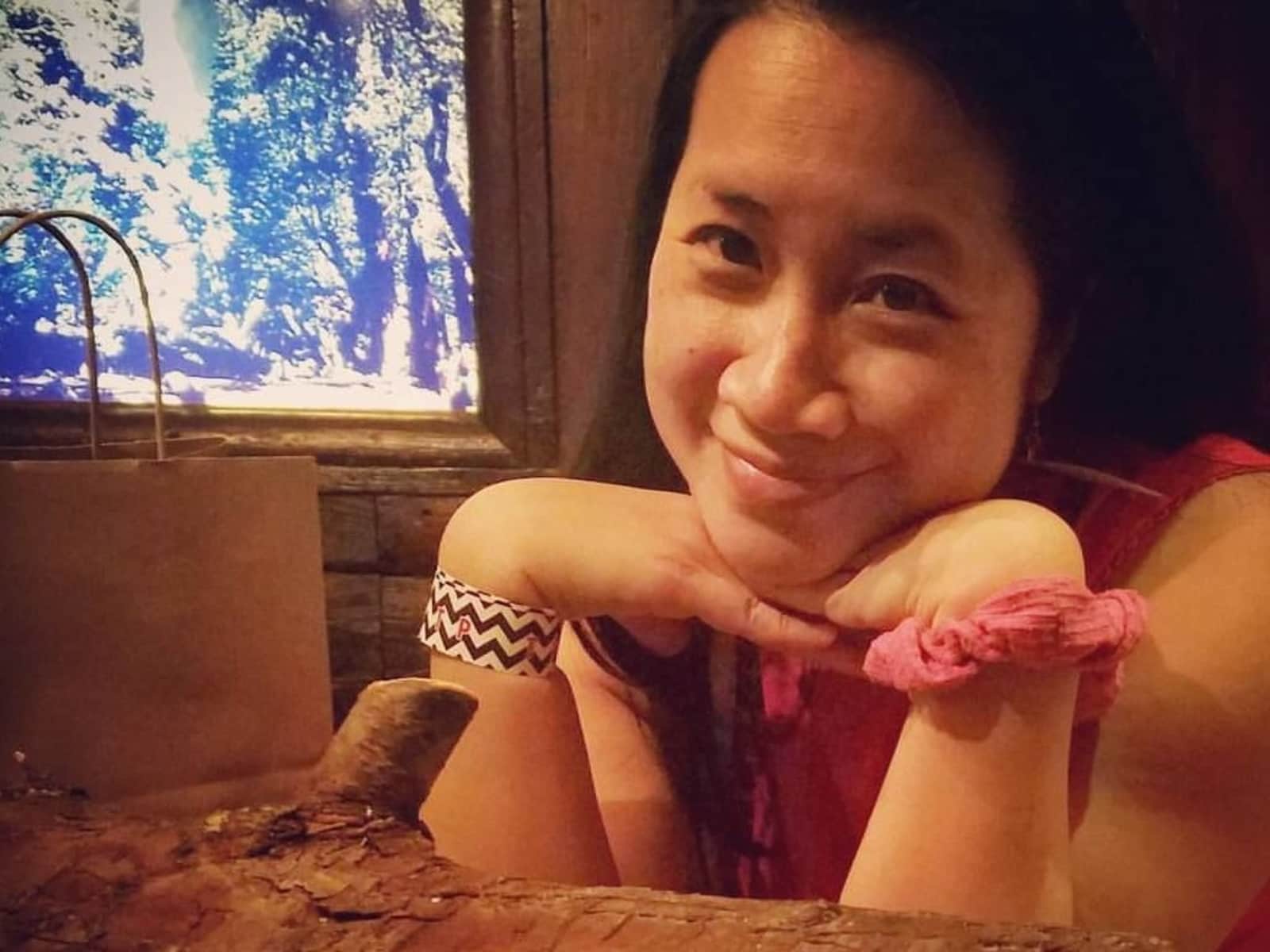 Hanh from Burbank, California, United States