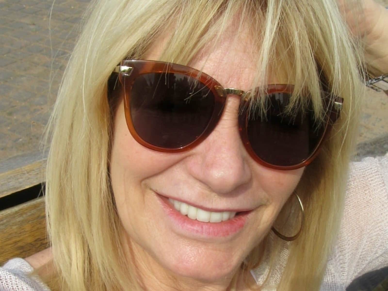 Debbie from Budapest, Hungary