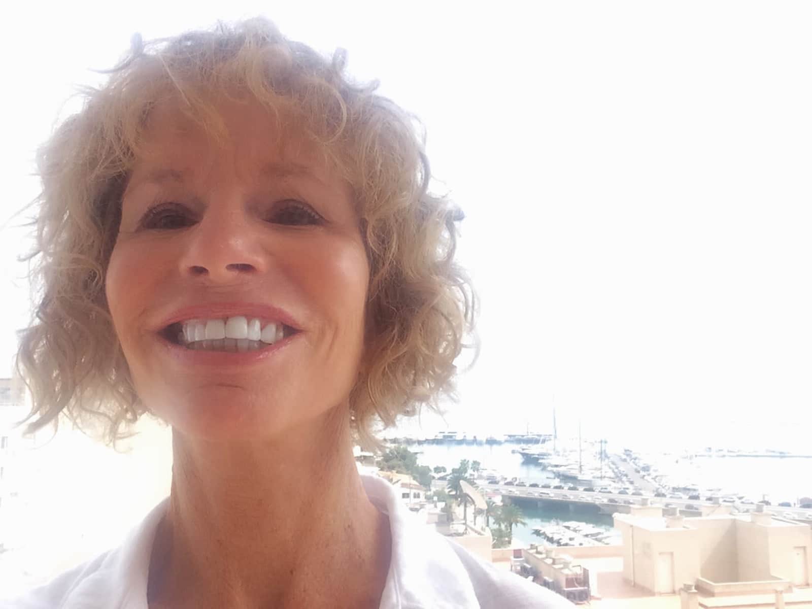 Bobbie from Palma, Spain