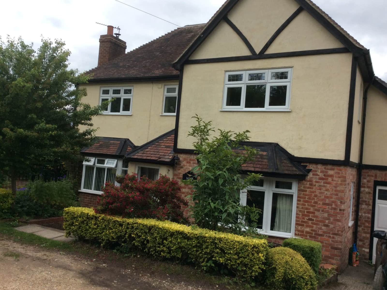 Housesitting assignment in Newbury, United Kingdom