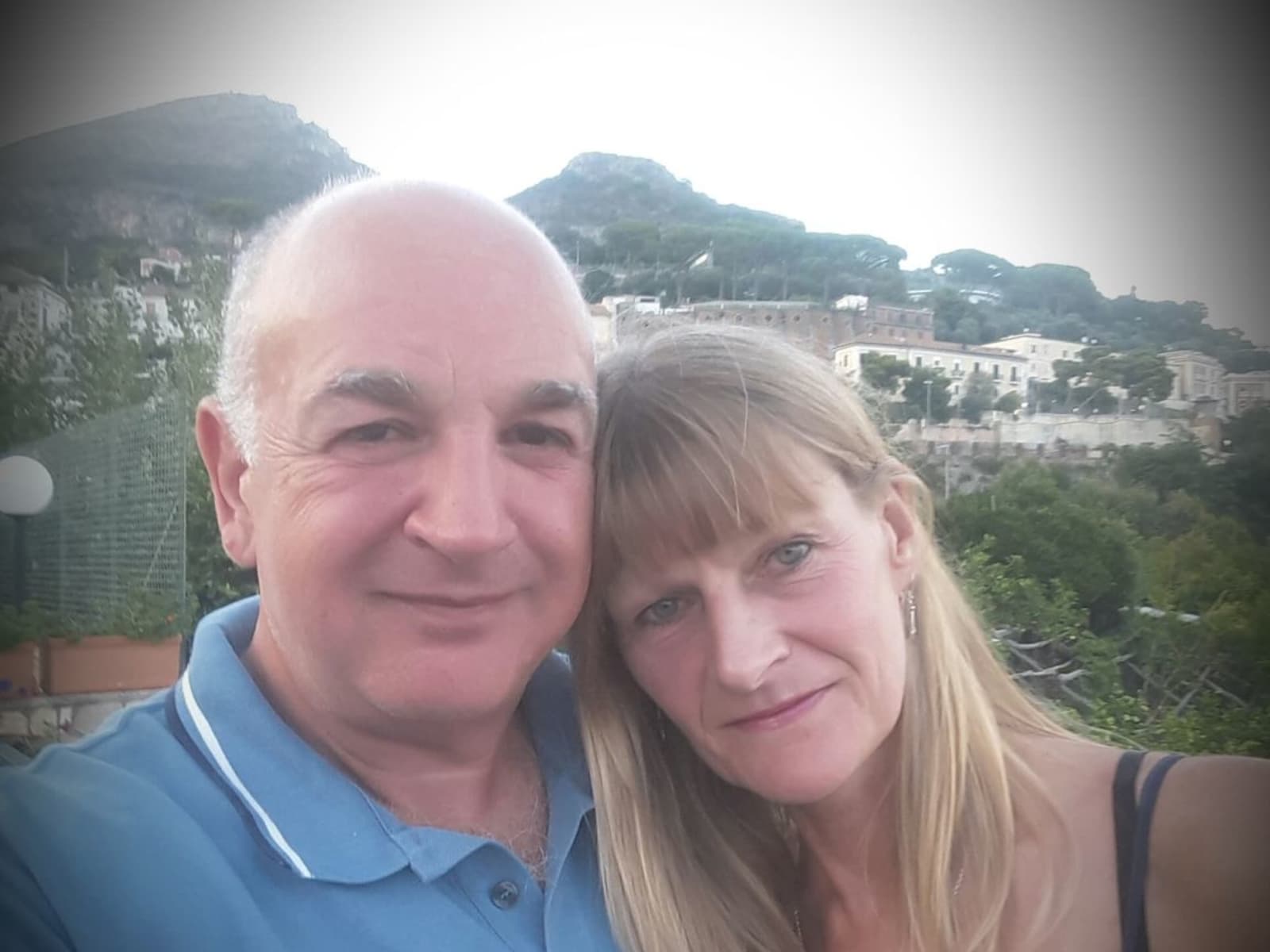 Glynis & Carlo from West Mersea, United Kingdom