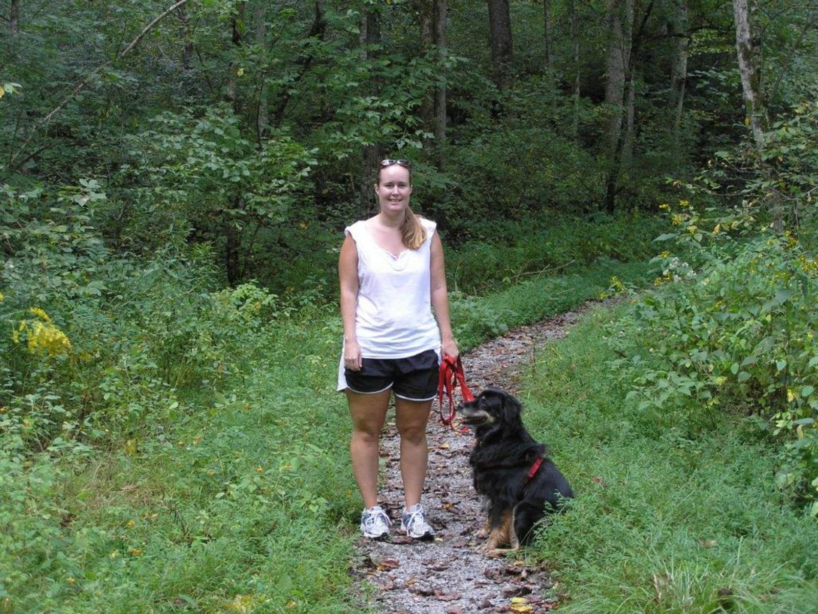 Becky from Nashville, Tennessee, United States