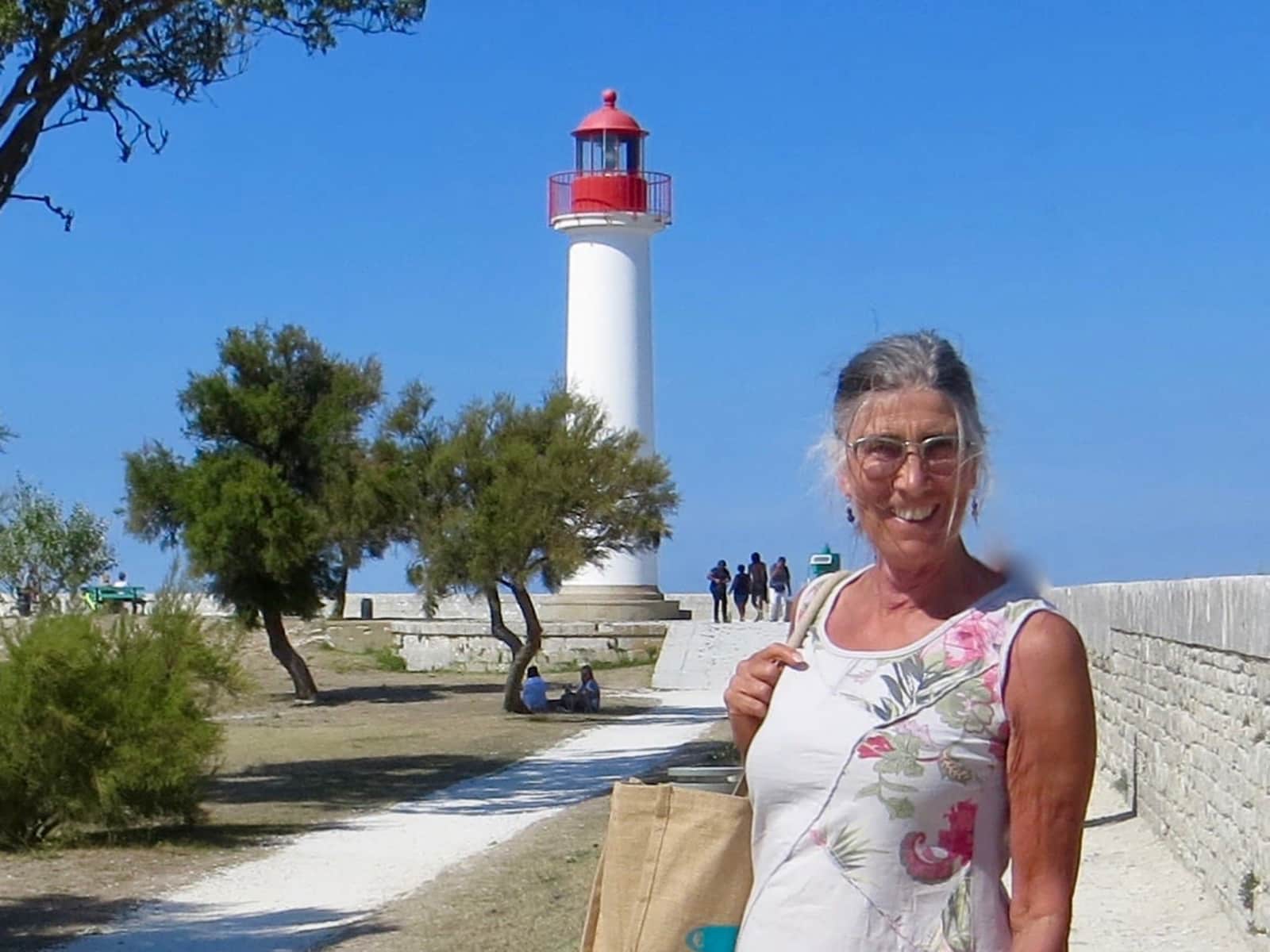 Evie from Châtellerault, France