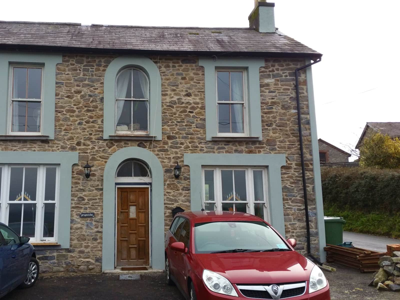 Housesitting assignment in Llandeilo, United Kingdom
